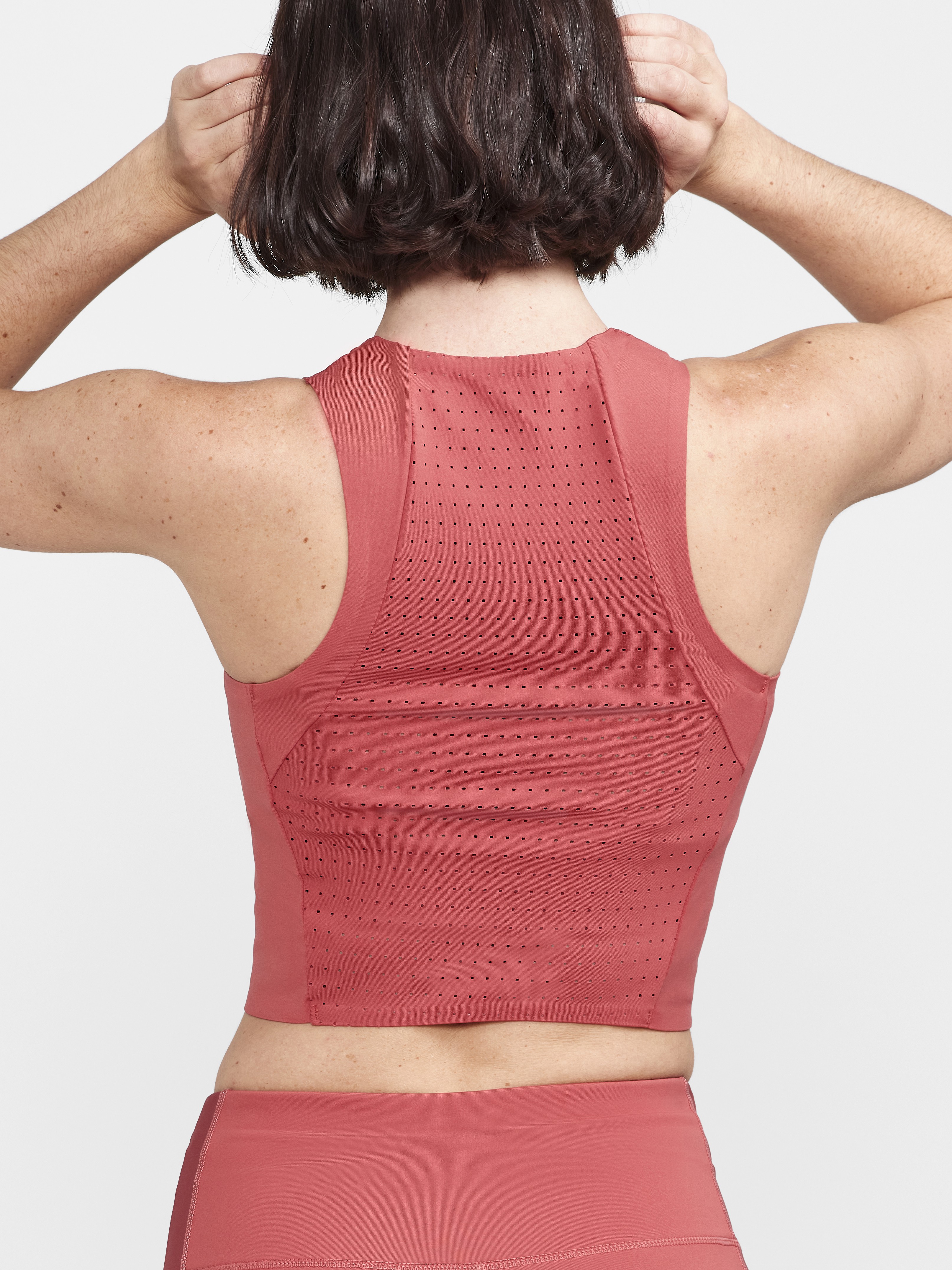 ADV HiT Perforated Tank W - Red